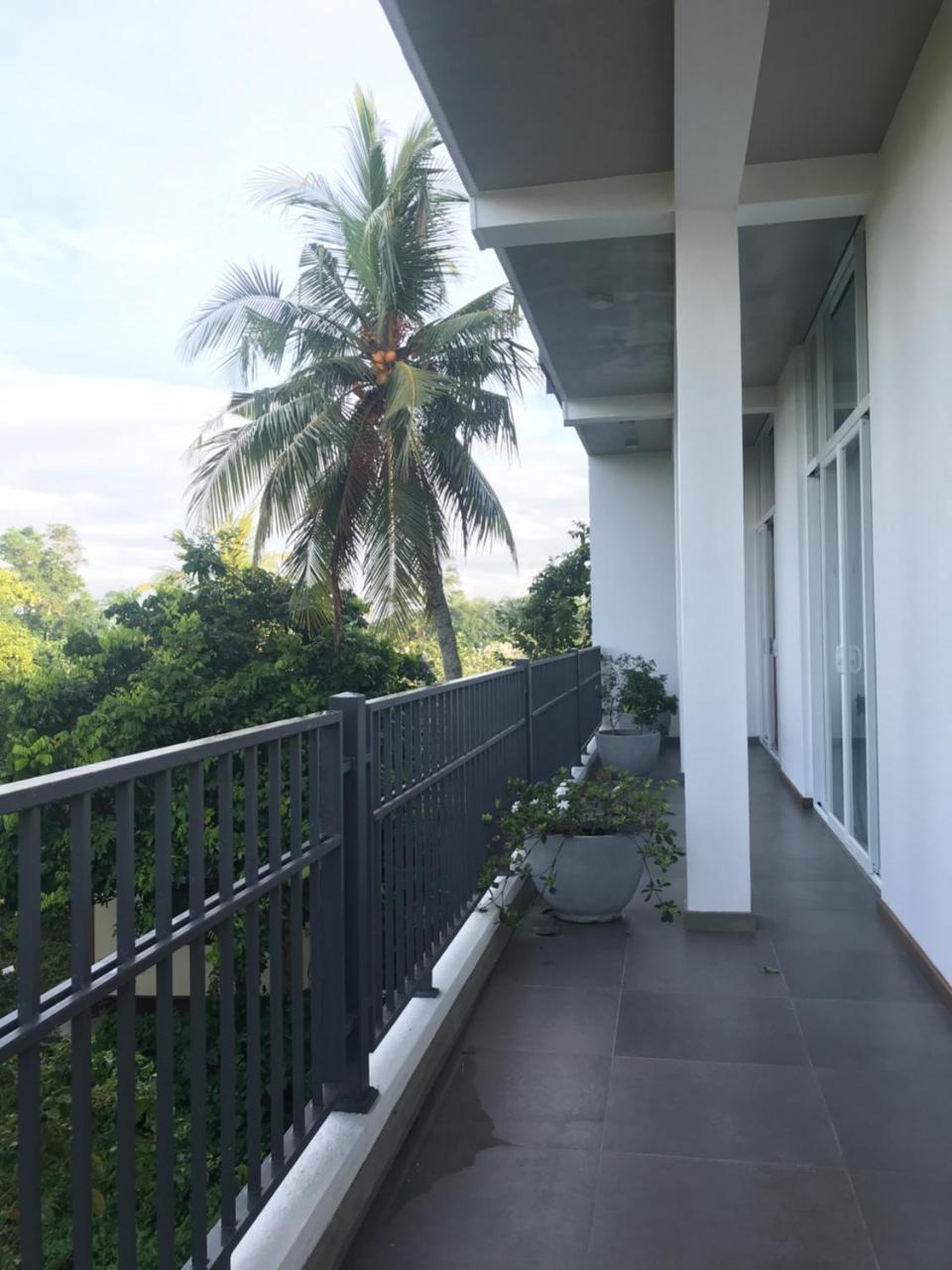 Ferienwohnung Hikka Hill Loft Hikkaduwa Exterior foto