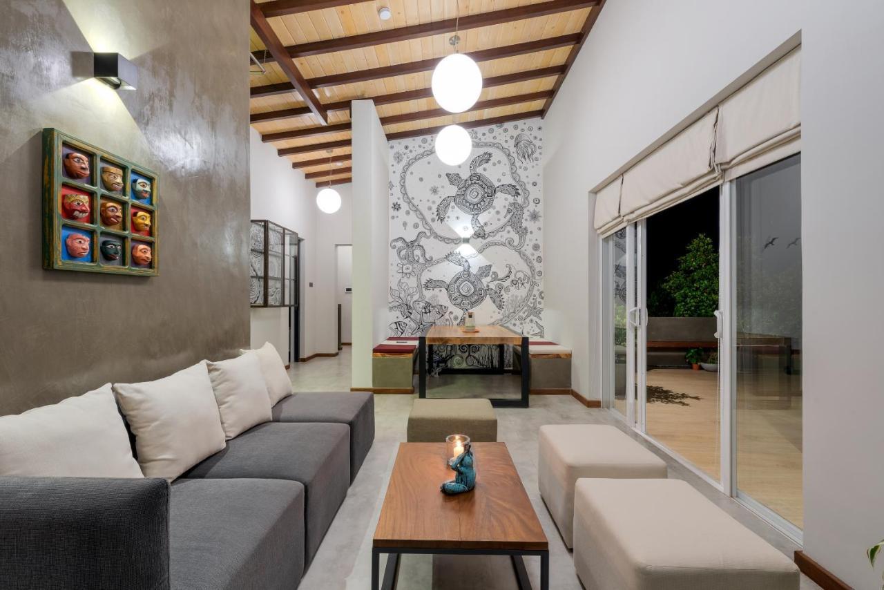 Ferienwohnung Hikka Hill Loft Hikkaduwa Exterior foto